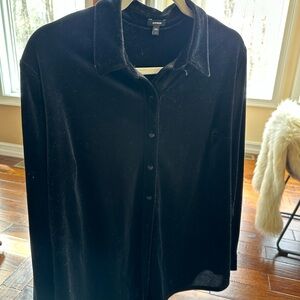 Express Black Velvet Shirt with Classic Collar